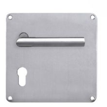 MANIJA TUBULAR «L» CON PLACA CUADRADA BRK 4712